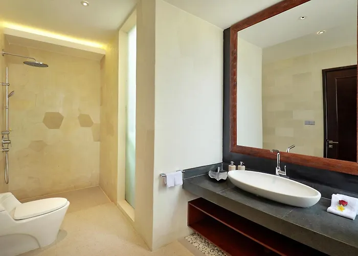 4-br Private Pool Dharmawangsa Kampial 10min To Btdc فيلة نوسا دوا